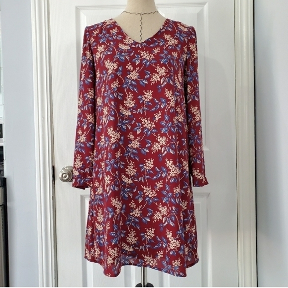 Madewell Button-Back Dress in Antique Flora - Picture 2 of 8